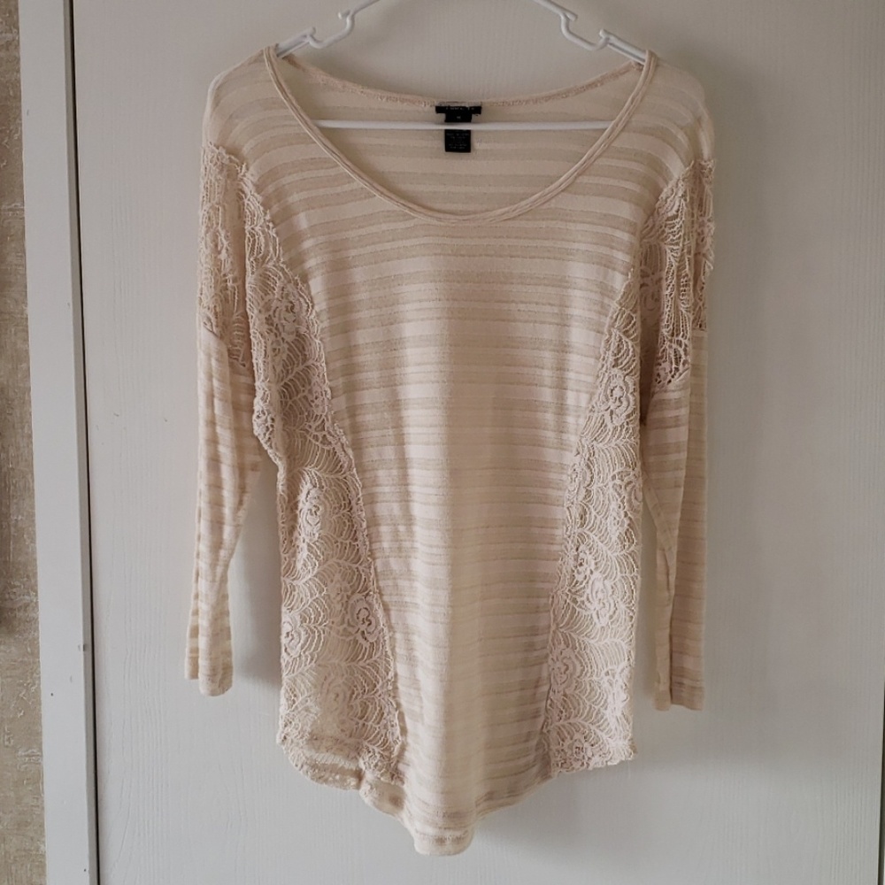 Cream colored 3/4 sleeves top